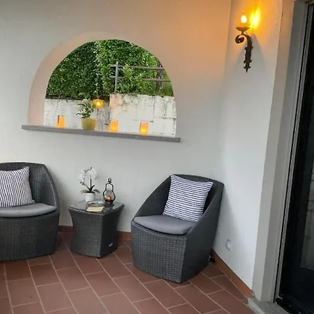 Residenza Viramonte - Casa Cecilia, 23 *